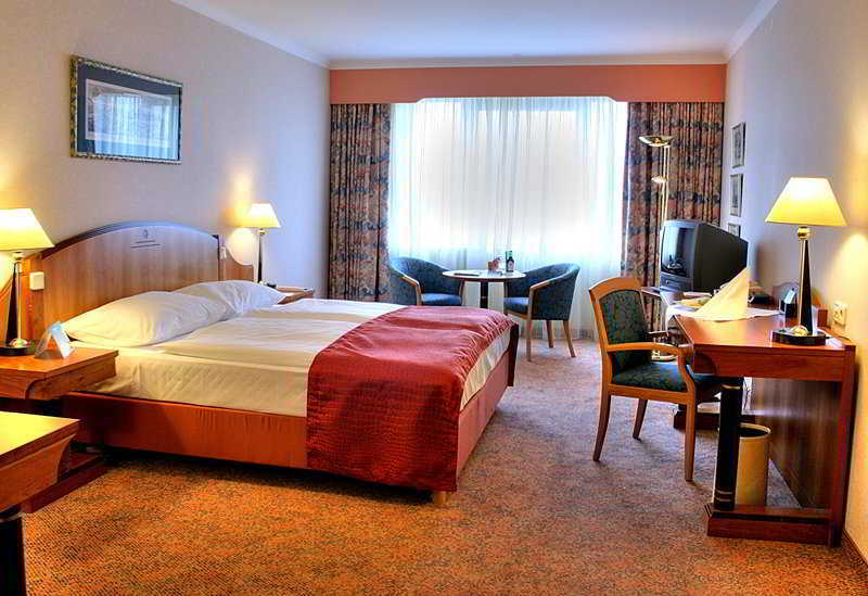 Hilton Garden South 4* Vienne