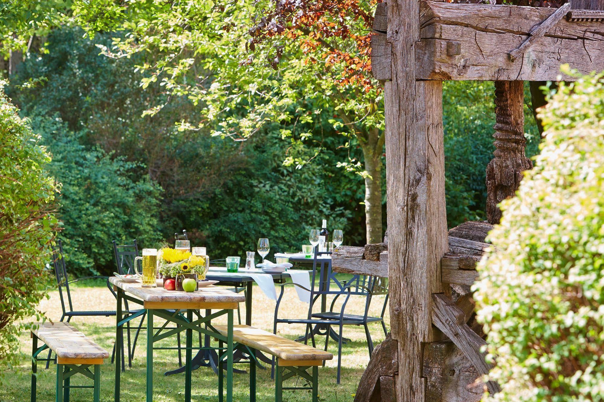 Hilton Garden South 4* Vienne